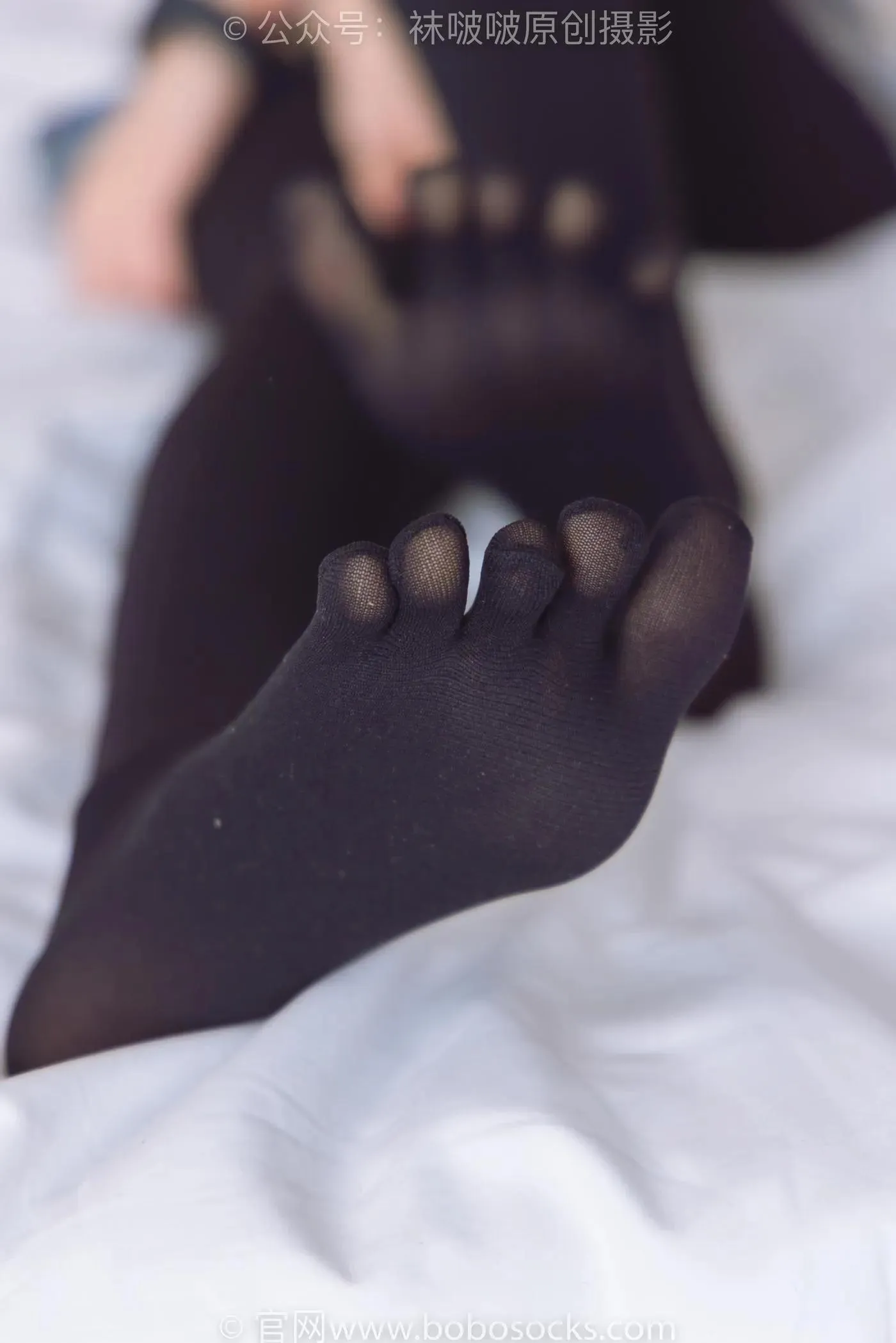 [BoBoSocks袜啵啵]NO.192 稚予-高跟鞋、黑色五指袜 [139P]插图2